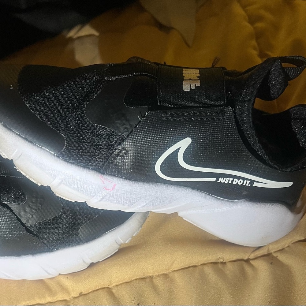 Nike Little kids Flex Runner 4